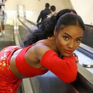 Meet your Posher, Leo